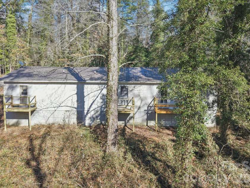 71,73,75 Forest Drive, Clyde, NC 28721.  MLS# CAR4347107, YatesRealty ID 11956. 