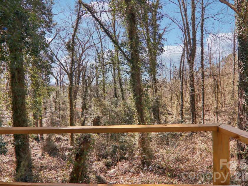71,73,75 Forest Drive, Clyde, NC 28721.  MLS# CAR4347107, YatesRealty ID 11956. 