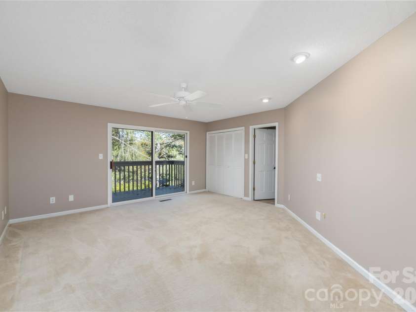 1101 Timber Trail, Asheville, NC 28804.  MLS# CAR4368834, YatesRealty ID 11957. 