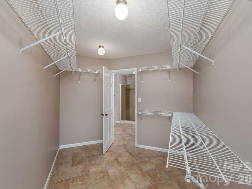 1101 Timber Trail, Asheville, NC 28804.  MLS# CAR4368834, YatesRealty ID 11957. 