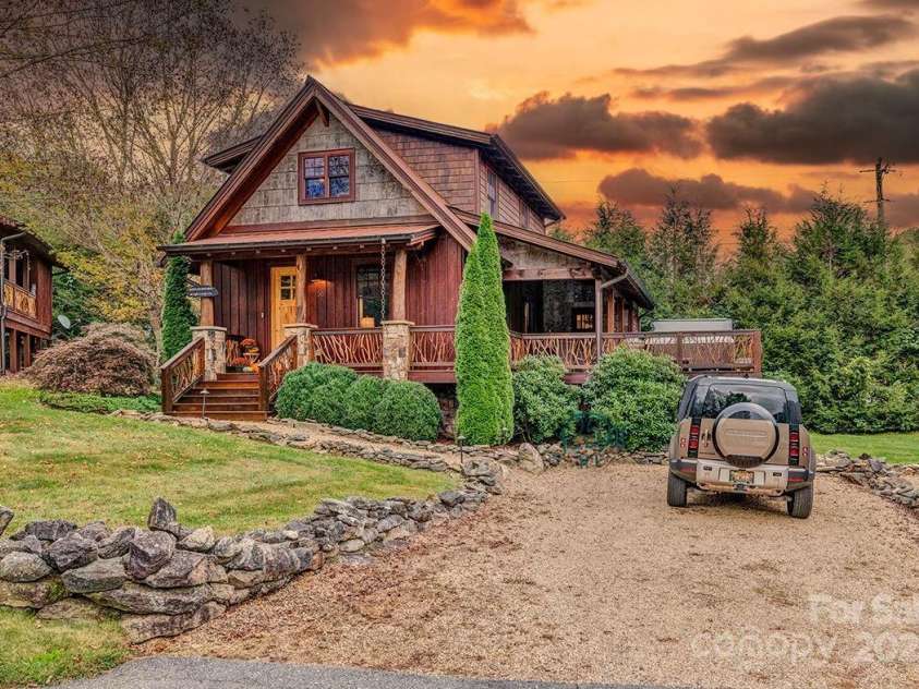 56 Eagle Cottage Lane, Banner Elk, NC 28604.  MLS# CAR4310170, YatesRealty ID 11958. 