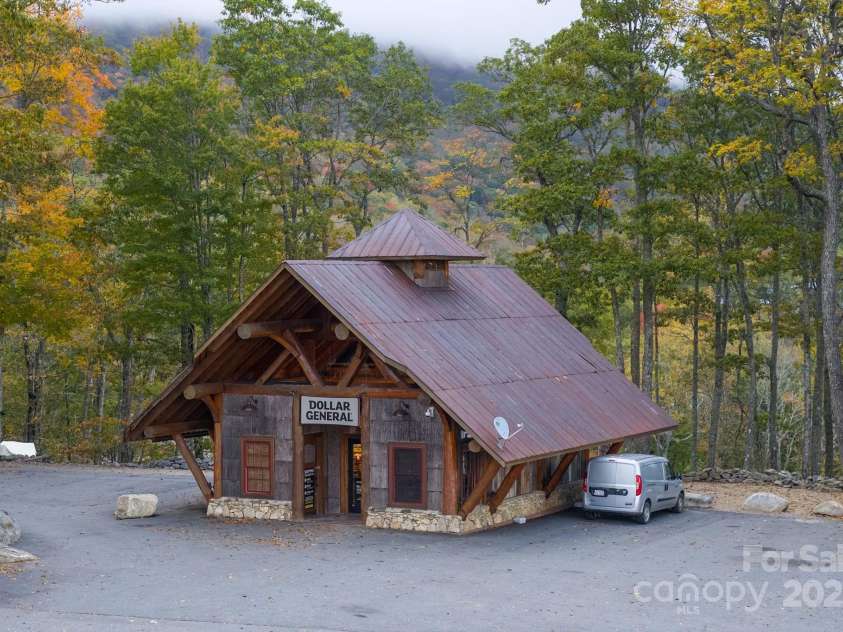 56 Eagle Cottage Lane, Banner Elk, NC 28604.  MLS# CAR4310170, YatesRealty ID 11958. Dollar General