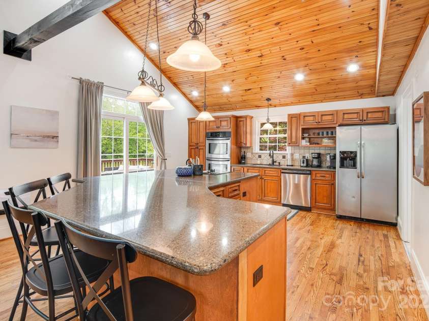 101 McFalls Road, Asheville, NC 28805.  MLS# CAR4254277, YatesRealty ID 11959. 