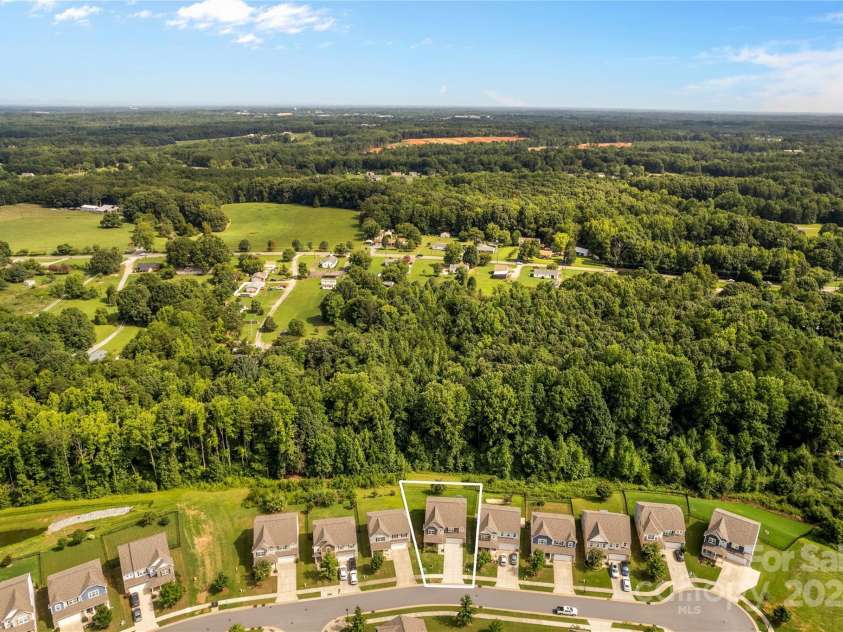 133 Lassen Lane, Mooresville, NC 28117.  MLS# CAR4171863, YatesRealty ID 1196. 