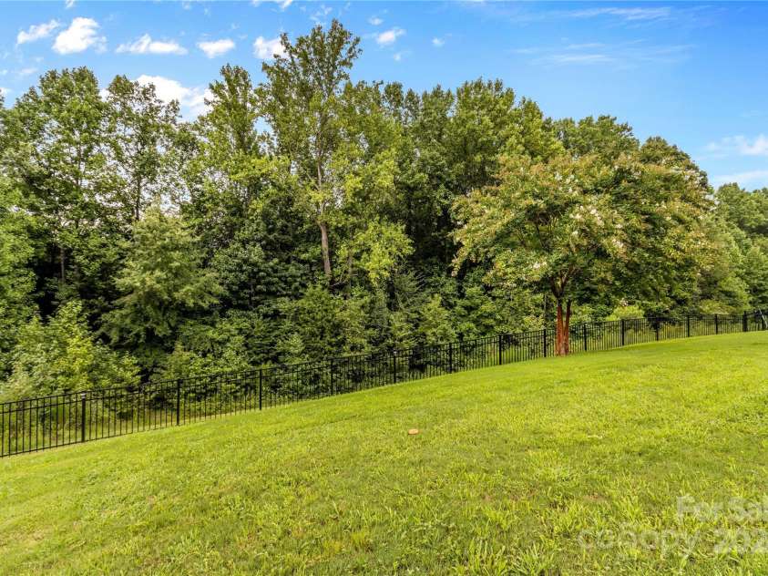 133 Lassen Lane, Mooresville, NC 28117.  MLS# CAR4171863, YatesRealty ID 1196. 