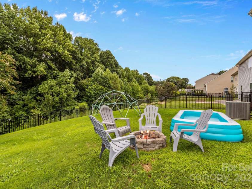 133 Lassen Lane, Mooresville, NC 28117.  MLS# CAR4171863, YatesRealty ID 1196. 