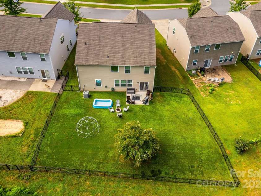 133 Lassen Lane, Mooresville, NC 28117.  MLS# CAR4171863, YatesRealty ID 1196. 