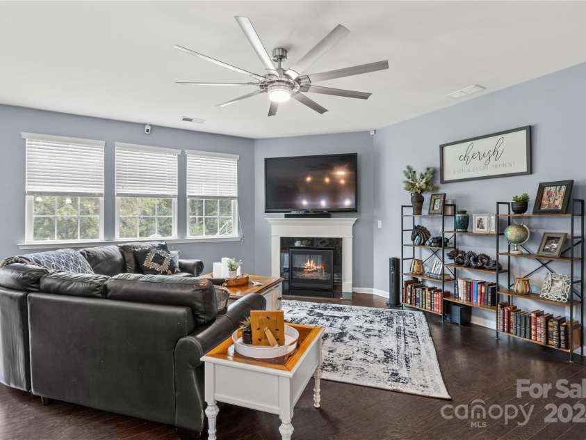 133 Lassen Lane, Mooresville, NC 28117.  MLS# CAR4171863, YatesRealty ID 1196. 
