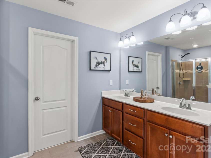 133 Lassen Lane, Mooresville, NC 28117.  MLS# CAR4171863, YatesRealty ID 1196. 