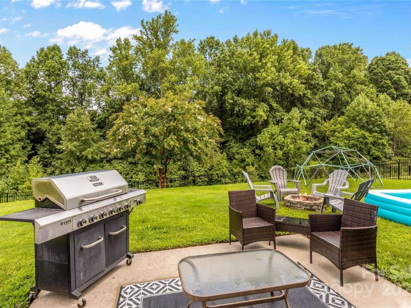 133 Lassen Lane, Mooresville, NC 28117.  MLS# CAR4171863, YatesRealty ID 1196. 