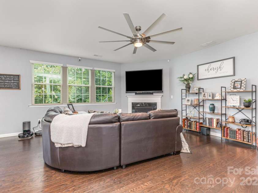 133 Lassen Lane, Mooresville, NC 28117.  MLS# CAR4288046, YatesRealty ID 1196. 