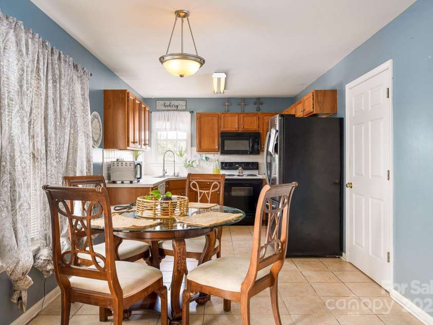 135 Winding Creek Road, Mocksville, NC 27028.  MLS# CAR4296191, YatesRealty ID 1196. 