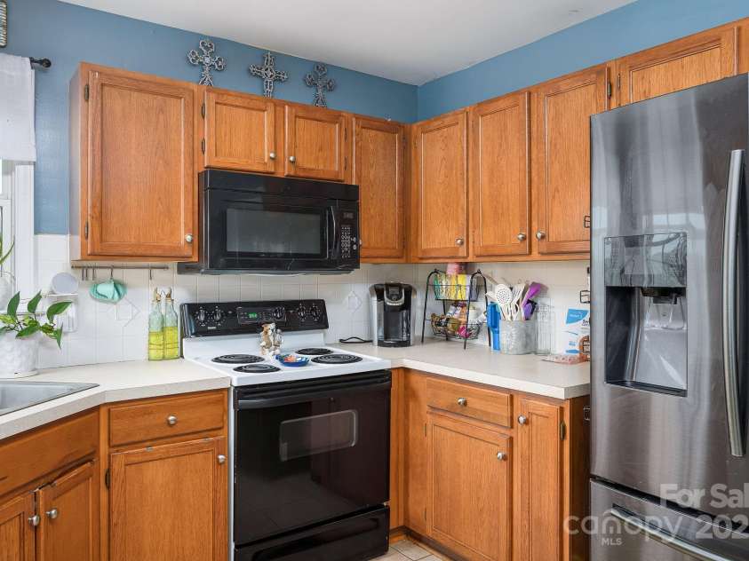 135 Winding Creek Road, Mocksville, NC 27028.  MLS# CAR4296191, YatesRealty ID 1196. 