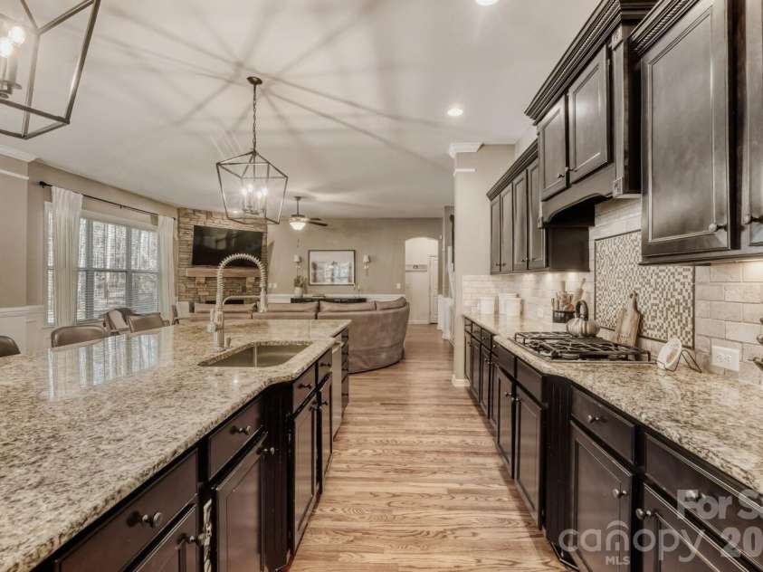 405 Brookridge Drive, Mount Holly, NC 28120.  MLS# CAR4362257, YatesRealty ID 11960. 