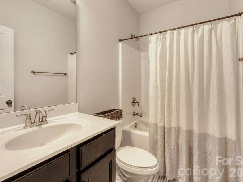 405 Brookridge Drive, Mount Holly, NC 28120.  MLS# CAR4362257, YatesRealty ID 11960. 