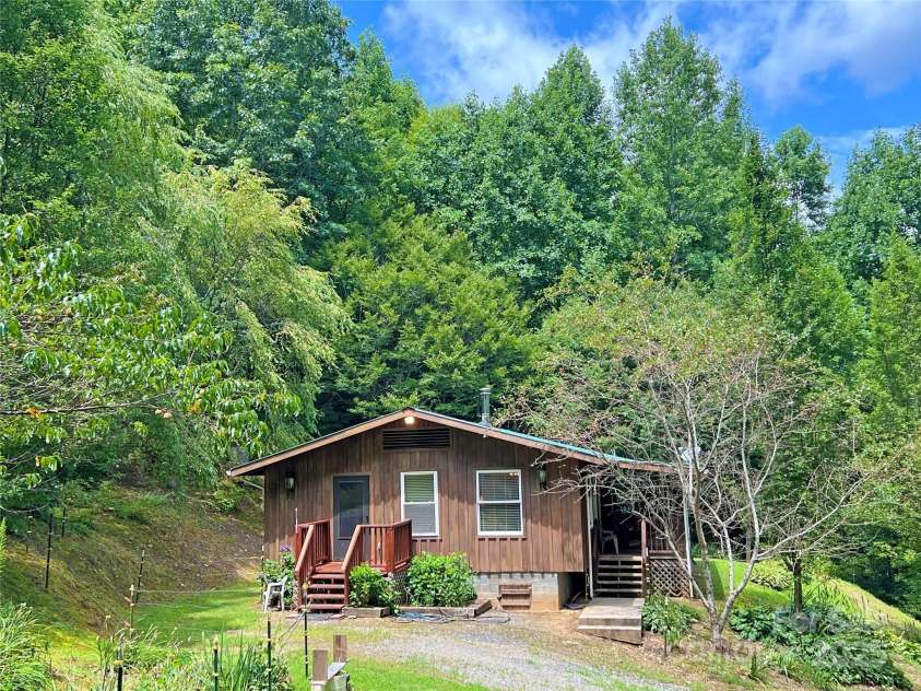 833 Sprinkle Branch Road, Marshall, NC 28753.  MLS# CAR4166794, YatesRealty ID 11960. 