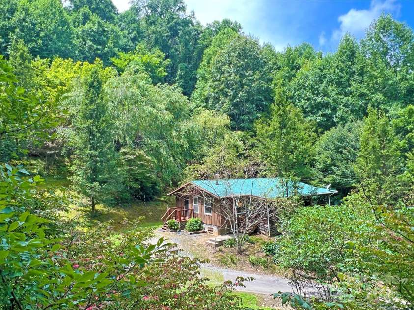 833 Sprinkle Branch Road, Marshall, NC 28753.  MLS# CAR4166794, YatesRealty ID 11960. 