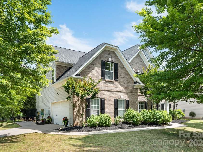 1210 Langdon Terrace Drive, Indian Trail, NC 28079.  MLS# CAR4250508, YatesRealty ID 11962. 