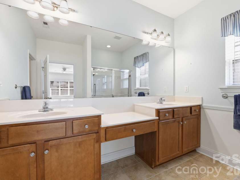 5007 Symphony Lane, Indian Trail, NC 28079.  MLS# CAR4364786, YatesRealty ID 11963. Double sinks 
