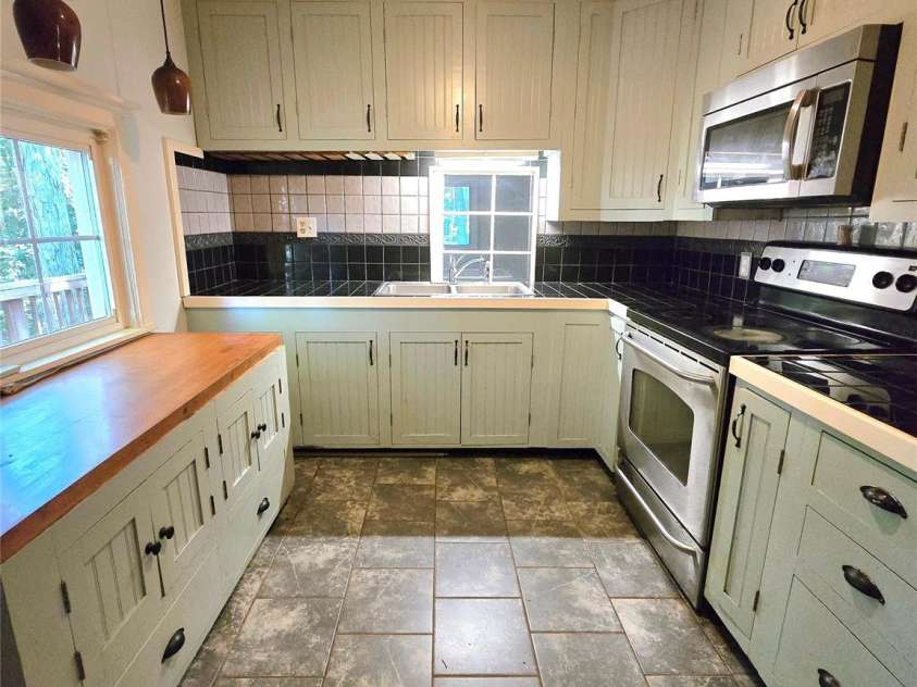 116 Montview Drive, Kings Mountain, NC 28086.  MLS# CAR4301364, YatesRealty ID 11964. 