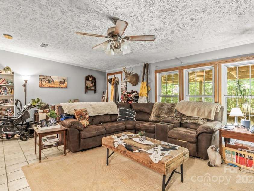 4155 Slanting Bridge Road, Sherrills Ford, NC 28673.  MLS# CAR4255911, YatesRealty ID 11967. 