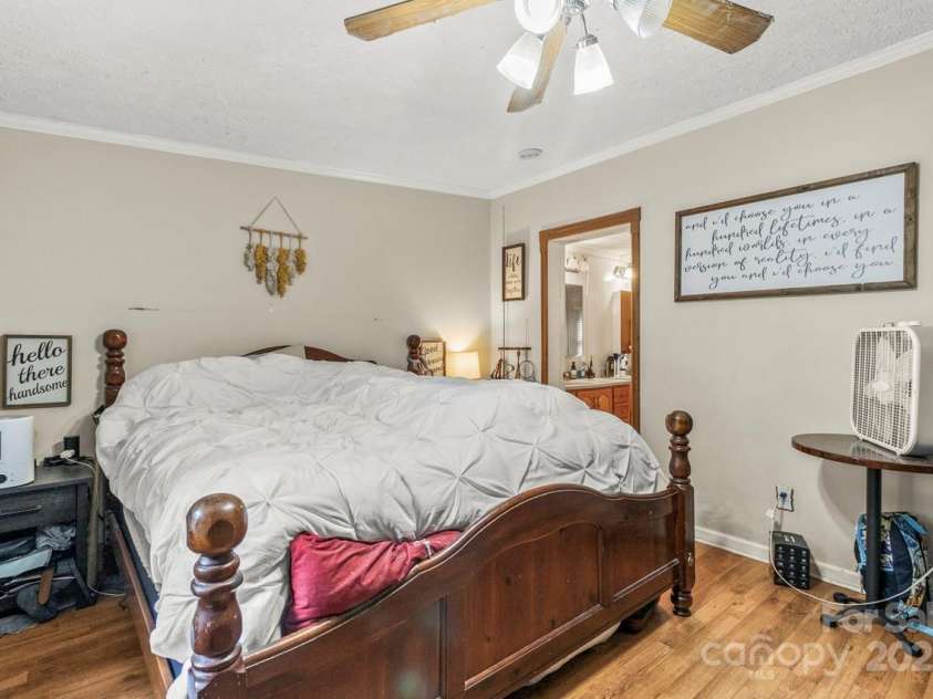 4155 Slanting Bridge Road, Sherrills Ford, NC 28673.  MLS# CAR4255911, YatesRealty ID 11967. 