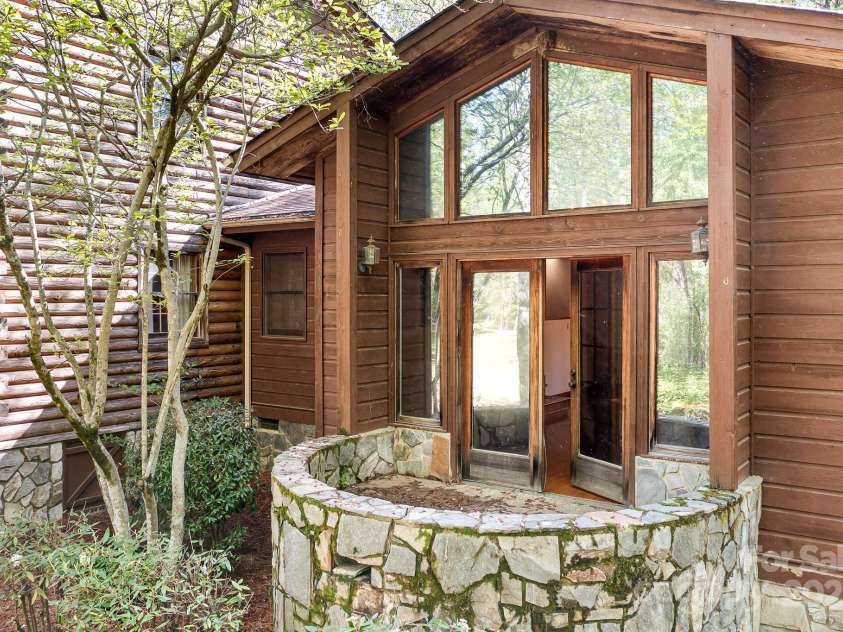 1007 Mistywood Lane, Concord, NC 28027.  MLS# CAR4238423, YatesRealty ID 11968. 