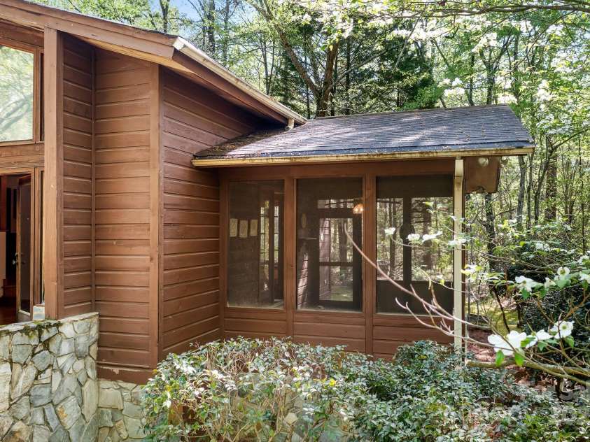 1007 Mistywood Lane, Concord, NC 28027.  MLS# CAR4238423, YatesRealty ID 11968. 