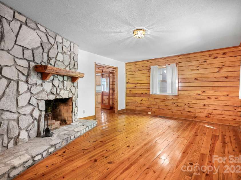 1007 Mistywood Lane, Concord, NC 28027.  MLS# CAR4238423, YatesRealty ID 11968. 