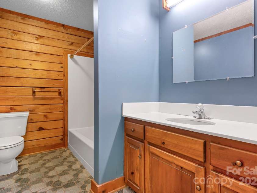 1007 Mistywood Lane, Concord, NC 28027.  MLS# CAR4238423, YatesRealty ID 11968. 