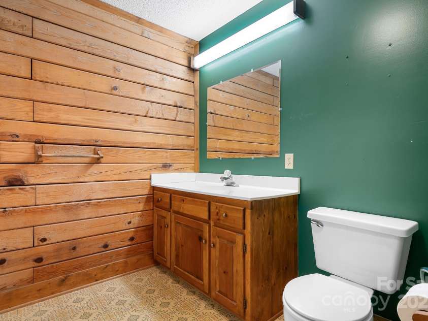 1007 Mistywood Lane, Concord, NC 28027.  MLS# CAR4238423, YatesRealty ID 11968. 