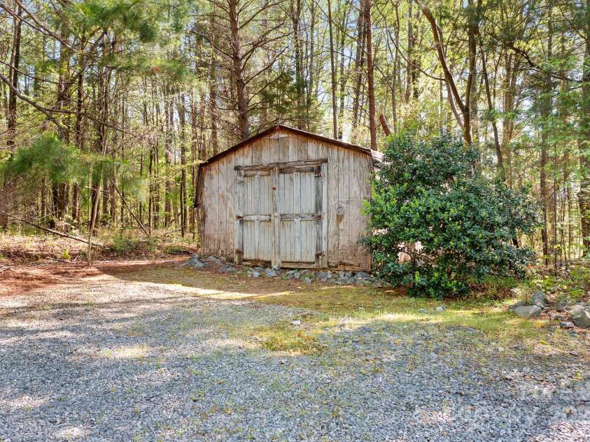 1007 Mistywood Lane, Concord, NC 28027.  MLS# CAR4238423, YatesRealty ID 11968. 