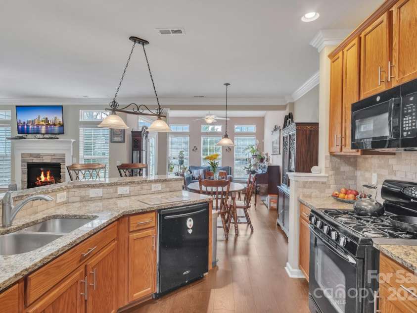 153 Snead Road, Fort Mill, SC 29715.  MLS# CAR4215793, YatesRealty ID 11969. Kitchen
