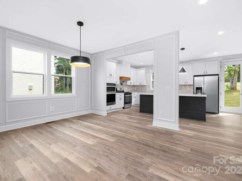 16325 Riverpointe Drive, Charlotte, NC 28278.  MLS# CAR4294871, YatesRealty ID 1197. 