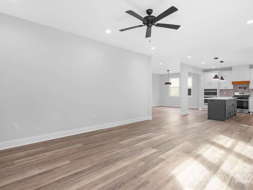 16325 Riverpointe Drive, Charlotte, NC 28278.  MLS# CAR4294871, YatesRealty ID 1197. 