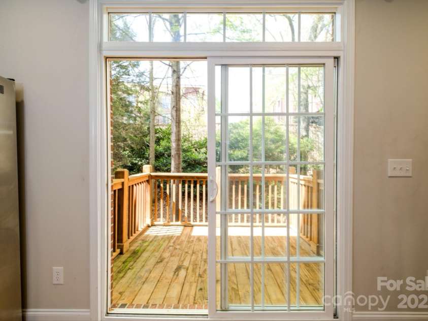 1122 Dean Hall Lane, Matthews, NC 28105.  MLS# CAR4239980, YatesRealty ID 11970. 