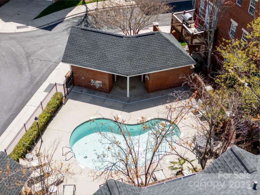 1122 Dean Hall Lane, Matthews, NC 28105.  MLS# CAR4239980, YatesRealty ID 11970. 