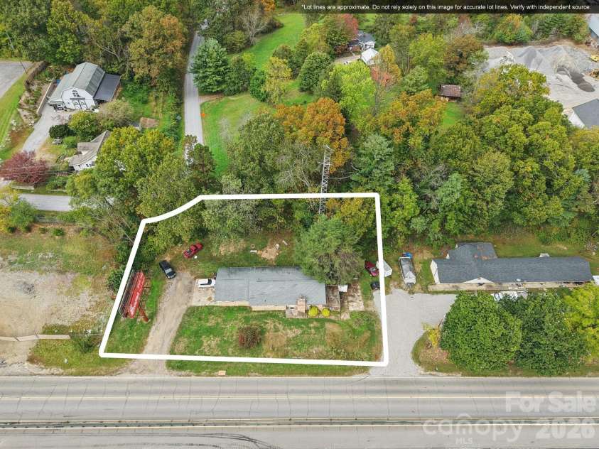 541 Paragon Parkway, Waynesville, NC 28786.  MLS# CAR4355226, YatesRealty ID 11970. 