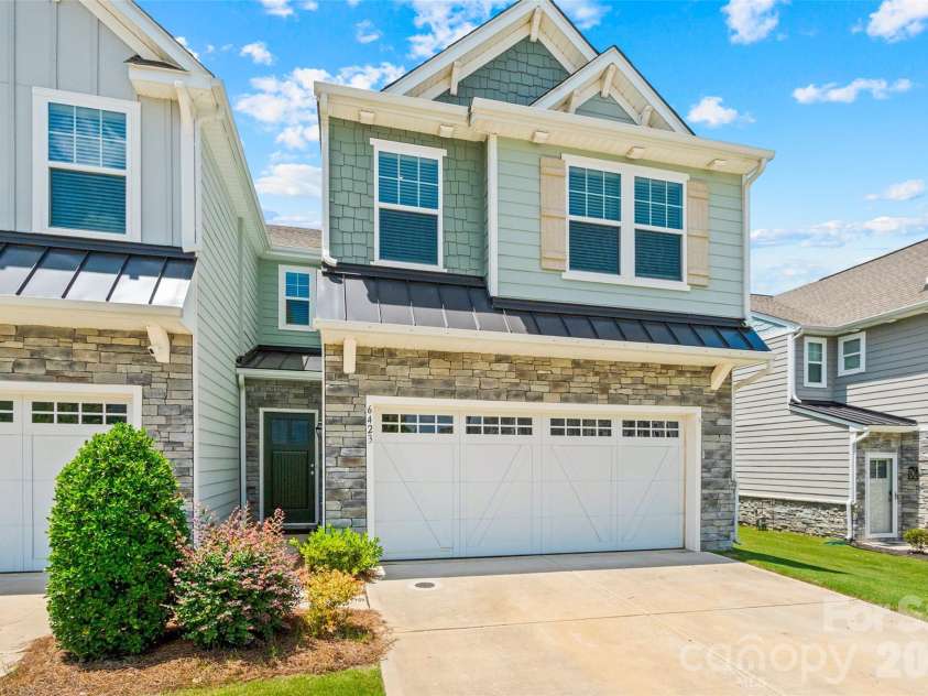 6423 Kinder Lane, Lancaster, SC 29720.  MLS# CAR4402375, YatesRealty ID 11971. 