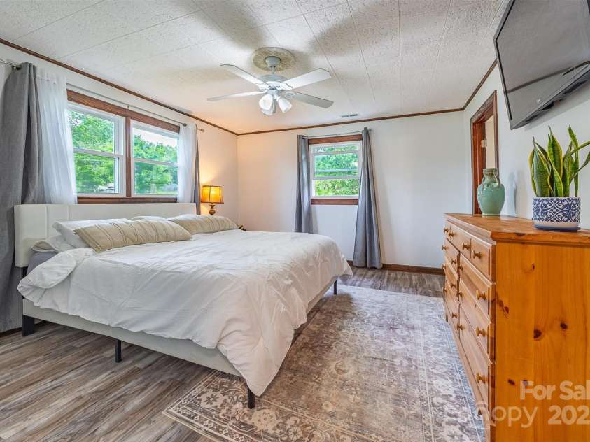 2176 Tomlinson Loop, Connelly Springs, NC 28612.  MLS# CAR4257037, YatesRealty ID 11973. 