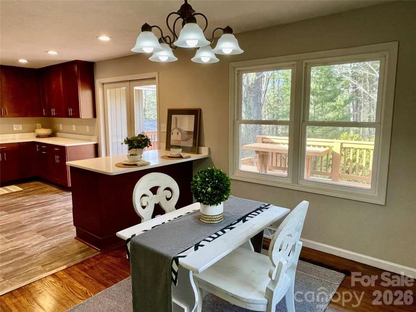 15 Beaverdam Court, Asheville, NC 28804.  MLS# CAR4332700, YatesRealty ID 11975. 