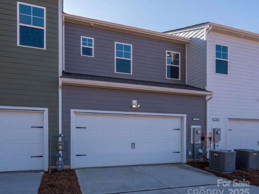 483 Shasta Street, Gastonia, NC 28052.  MLS# CAR4257207, YatesRealty ID 11976. Sierra Ridge Townhomes 2 Rear Facing Car Garage