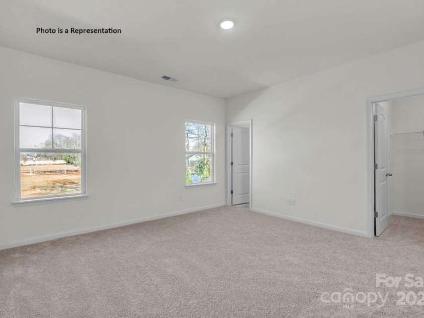 483 Shasta Street, Gastonia, NC 28052.  MLS# CAR4257207, YatesRealty ID 11976. Sierra Ridge Townhomes Primary Bedroom