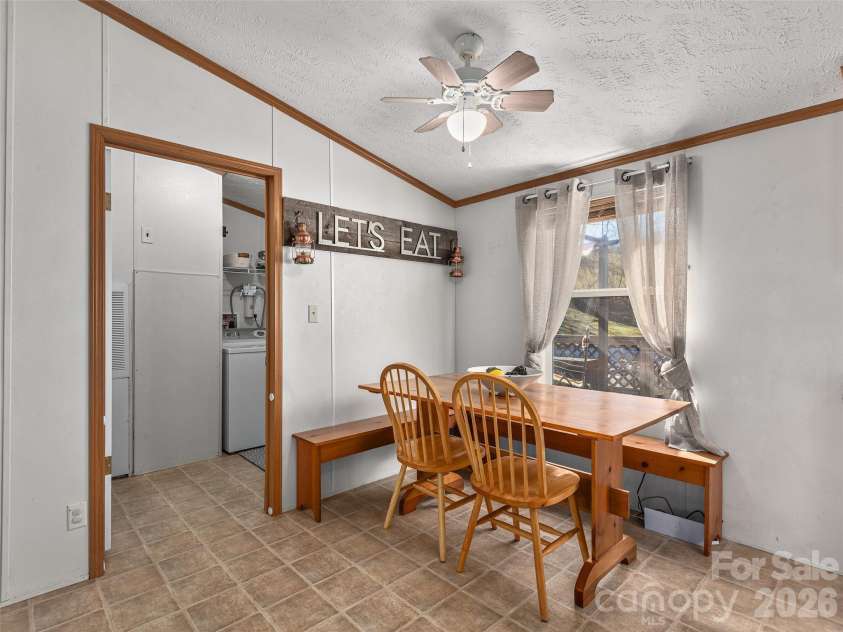 114 Gateway Cove, Canton, NC 28716.  MLS# CAR4361350, YatesRealty ID 11981. 