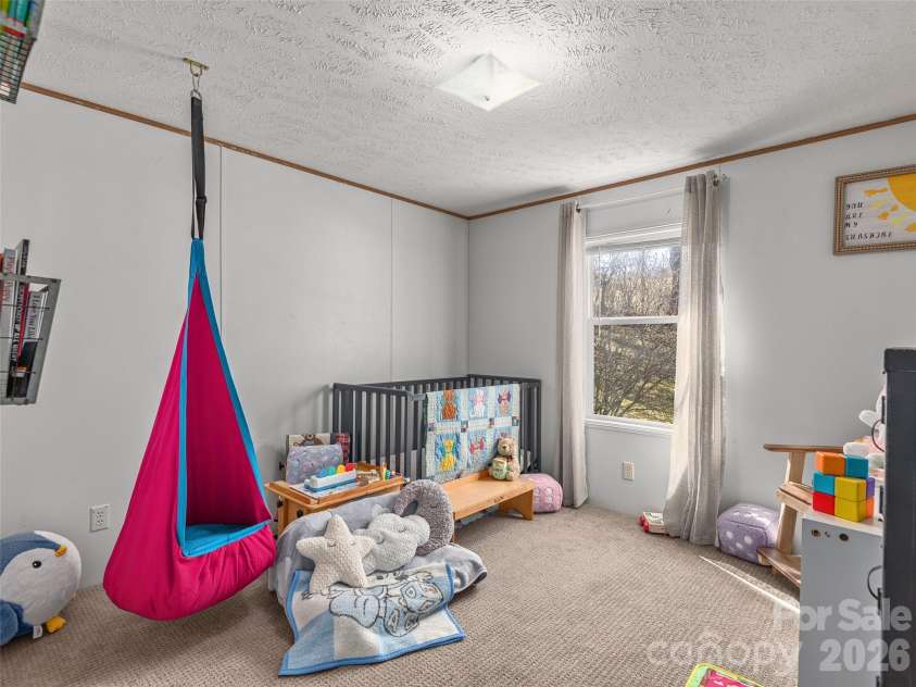 114 Gateway Cove, Canton, NC 28716.  MLS# CAR4361350, YatesRealty ID 11981. 