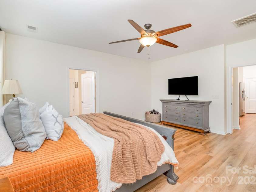 2158 Winhall Road, Fort Mill, SC 29715.  MLS# CAR4249370, YatesRealty ID 11982. 