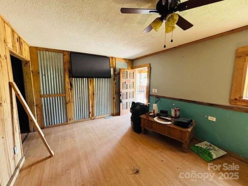 198 Morningside Drive, Ellenboro, NC 28040.  MLS# CAR4278338, YatesRealty ID 11985. 
