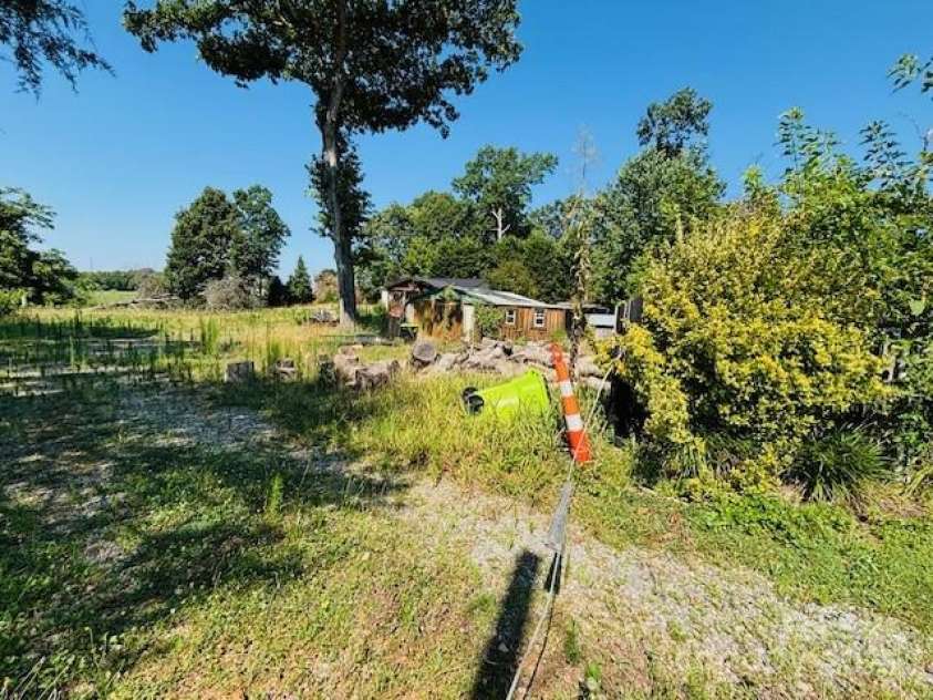 198 Morningside Drive, Ellenboro, NC 28040.  MLS# CAR4278338, YatesRealty ID 11985. 