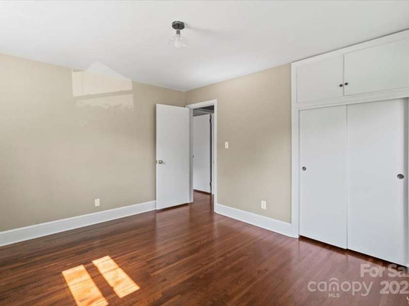 2721 Albany Lane, Charlotte, NC 28205.  MLS# CAR4245980, YatesRealty ID 11985. Bedroom