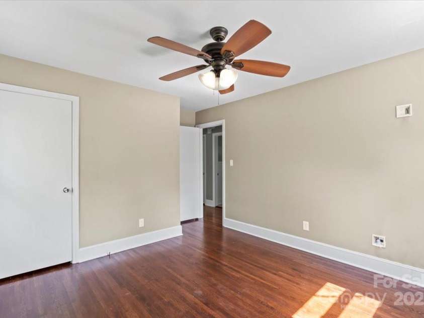 2721 Albany Lane, Charlotte, NC 28205.  MLS# CAR4245980, YatesRealty ID 11985. Bedroom